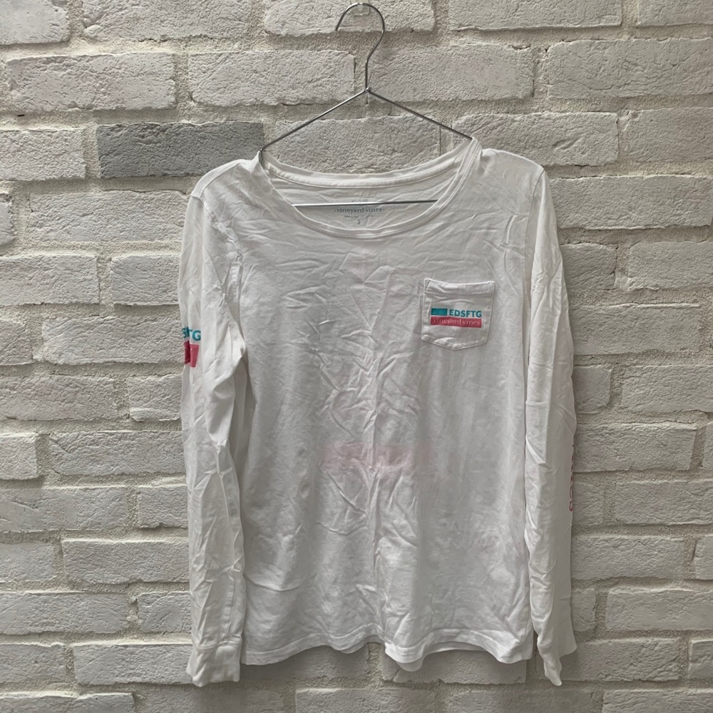 women’s long sleeve tee